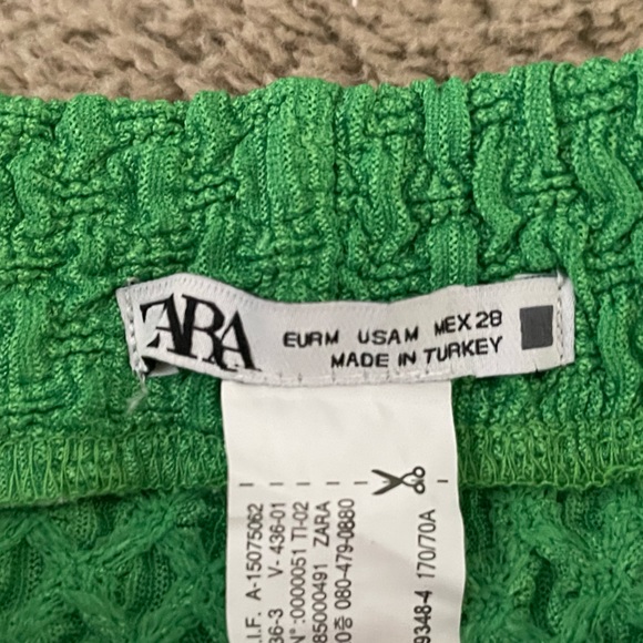 Zara 2pc set green size medium bottoms and small top - Picture 10 of 10